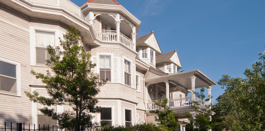 Grand Victorian Bed and Breakfast in New Orleans